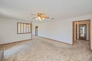 422 Fleetwood Dr, Mary Esther, FL 32569 - Photo 11