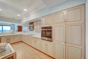 6323 Thomas Dr, Panama City, FL 32408 - Photo 7