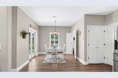 332 E Club House Drive E, Freeport, FL 32439 - Photo 11