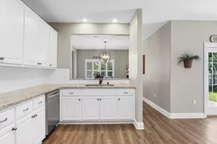 332 E Club House Dr E, Freeport, FL 32439 - Photo 9