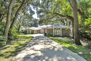 809 E Miracle Strip Parkway E, Mary Esther, FL 32569 - Photo 9