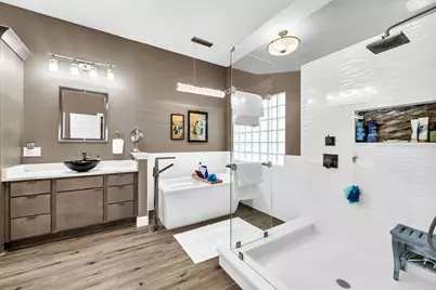 809 E Miracle Strip Parkway E, Mary Esther, FL 32569 - Photo 39