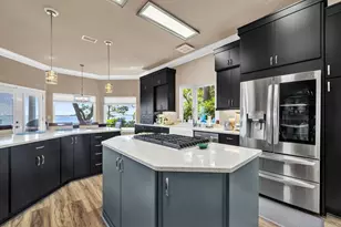 809 E Miracle Strip Parkway E, Mary Esther, FL 32569 - Photo 29