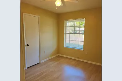 308 NW Victoria Avenue NW, Fort Walton Beach, FL 32548 - Photo 9