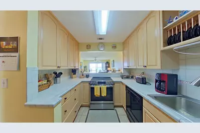 1695 W Highway 98 W #102, Mary Esther, FL 32569 - Photo 11