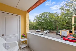 209 W Miracle Strip Parkway W, Mary Esther, FL 32569 - Photo 15