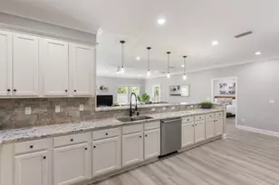 606 Lee St, Fort Walton Beach, FL 32547 - Photo 13