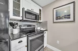 9100 Baytowne Wharf Blvd, Miramar Beach, FL 32550 - Photo 7