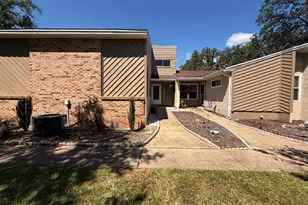 1054 9th St, Shalimar, FL 32579 - Photo 45