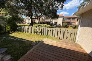 1054 9th St, Shalimar, FL 32579 - Photo 35