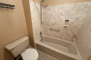 1054 9th St, Shalimar, FL 32579 - Photo 31