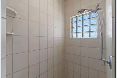 7303 Spinnaker Court, Navarre, FL 32566 - Photo 35