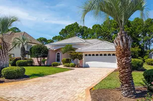 895 Emerald Bay Dr, Destin, FL 32541 - Photo 1