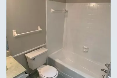 11 NW Poulton Drive NW #B, Fort Walton Beach, FL 32548 - Photo 5