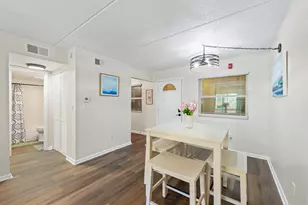 209 W Miracle Strip Parkway W, Mary Esther, FL 32569 - Photo 5