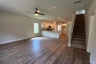 2410 Aleia Ln, Crestview, FL 32536 - Photo 25