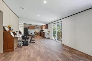 170 Cowslip Ct, Defuniak Springs, FL 32433 - Photo 9