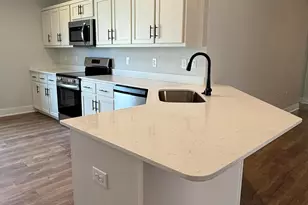 2400 Aleia Ln, Crestview, FL 32536 - Photo 7