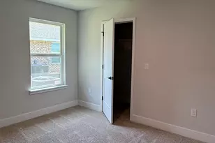 2400 Aleia Ln, Crestview, FL 32536 - Photo 11