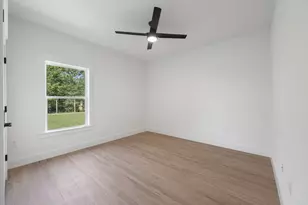 2366 Crescent Rd, Navarre, FL 32566 - Photo 31