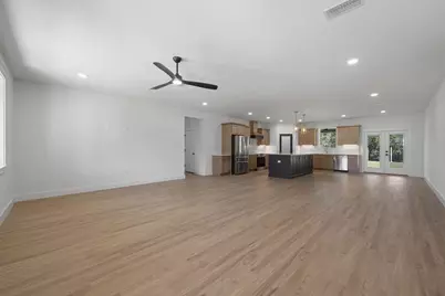 2366 Crescent Road, Navarre, FL 32566 - Photo 7