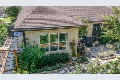 500 Meadow Lake Drive, Freeport, FL 32439 - Photo 11