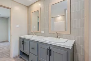 210 Amaryllis Ln, Defuniak Springs, FL 32433 - Photo 23