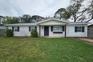 42 NW Marilyn Ave, Fort Walton Beach, FL 32548 - Photo 1