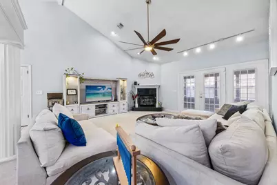 2809 Lee Trevino Court, Shalimar, FL 32579 - Photo 15