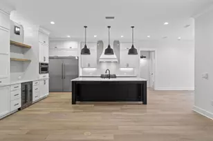 453 Shimmer Cir, Freeport, FL 32439 - Photo 9