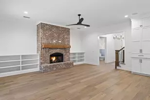 453 Shimmer Cir, Freeport, FL 32439 - Photo 7