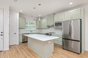 445 E Cobb Ave, Crestview, FL 32539 - Photo 1