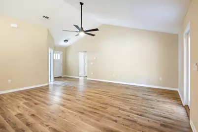 108 A N Rayburn Street, Crestview, FL 32539 - Photo 5