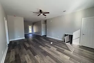 87 Homestead St, Niceville, FL 32578 - Photo 3