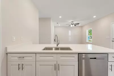 591 Brock Avenue, Crestview, FL 32539 - Photo 11