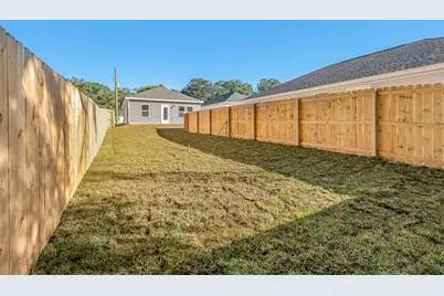 591 Brock Avenue, Crestview, FL 32539 - Photo 21