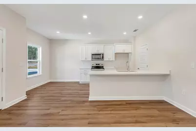 591 Brock Avenue, Crestview, FL 32539 - Photo 7