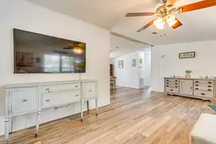 5658 Charter Cir, Gulf Breeze, FL 32563 - Photo 5