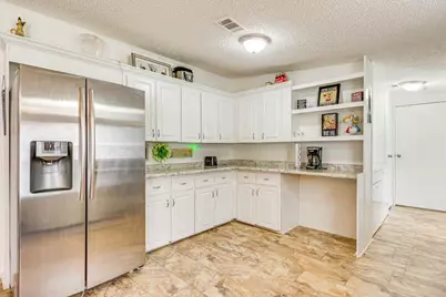 5658 Charter Circle, Gulf Breeze, FL 32563 - Photo 9