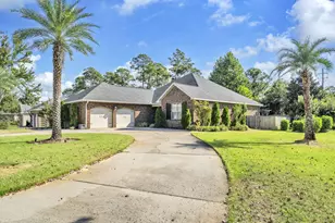 750 Woods Dr, Niceville, FL 32578 - Photo 3