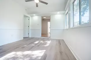 209 Hawthorne Cir, Fort Walton Beach, FL 32547 - Photo 9