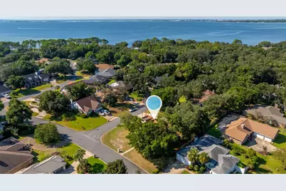 810 Boulevard Of The Champions, Shalimar, FL 32579 - Photo 71