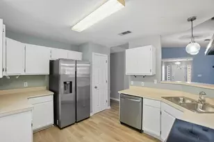 498 Rush Park Cir, Mary Esther, FL 32569 - Photo 7