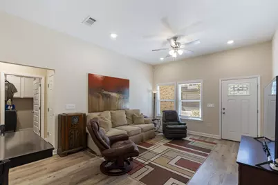 129 Laurel Oaks Drive, Freeport, FL 32439 - Photo 9