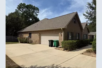 82 Camellia Court, Freeport, FL 32439 - Photo 3