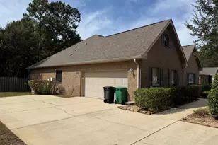 82 Camellia Ct, Freeport, FL 32439 - Photo 3