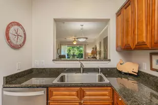 4276 Calinda Ln, Niceville, FL 32578 - Photo 11