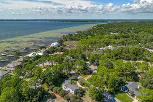 170 Baywind Dr, Niceville, FL 32578 - Photo 97