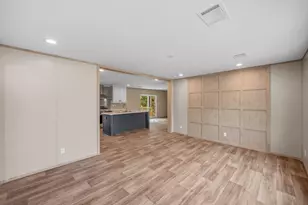 316 E Lafavre Ln E, Defuniak Springs, FL 32433 - Photo 9