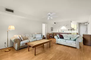 1202 NE Beachview Dr NE, Fort Walton Beach, FL 32547 - Photo 7